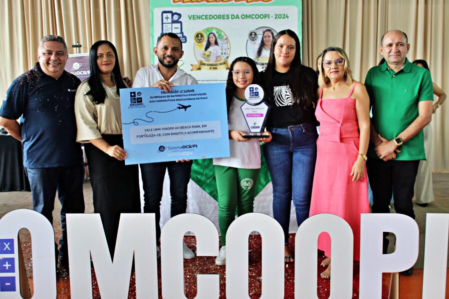 Alunos do Peniel são premiados na Olimpíada de Matemática e Português das Cooperativas do Piauí (Foto: Ronilton Leal)